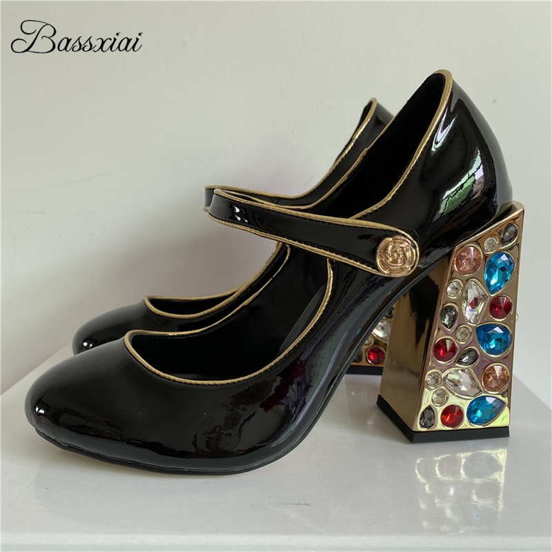 Luxury Lifestyle - Sepatu Wanita Hak Tinggi Persegi Berlian
