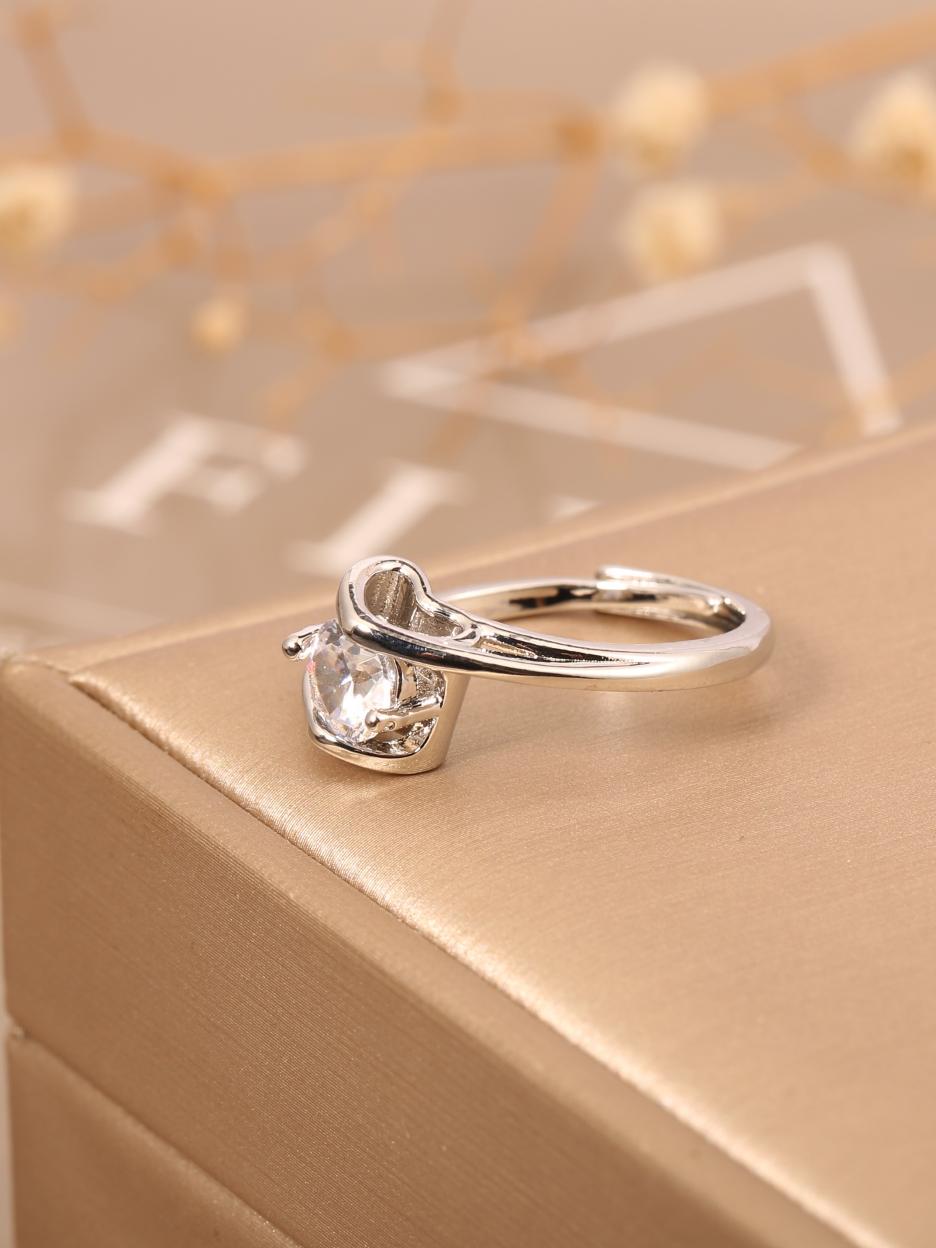 Luxury Lifestyle For Women - 1 buah cincin terbuka tembaga empat
