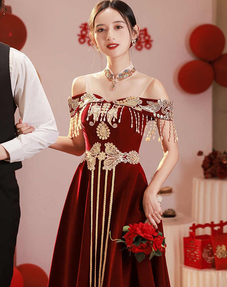 Luxury Lifestyle For Women - Gaun Cheongsam Gaya Cina untuk Pengantin