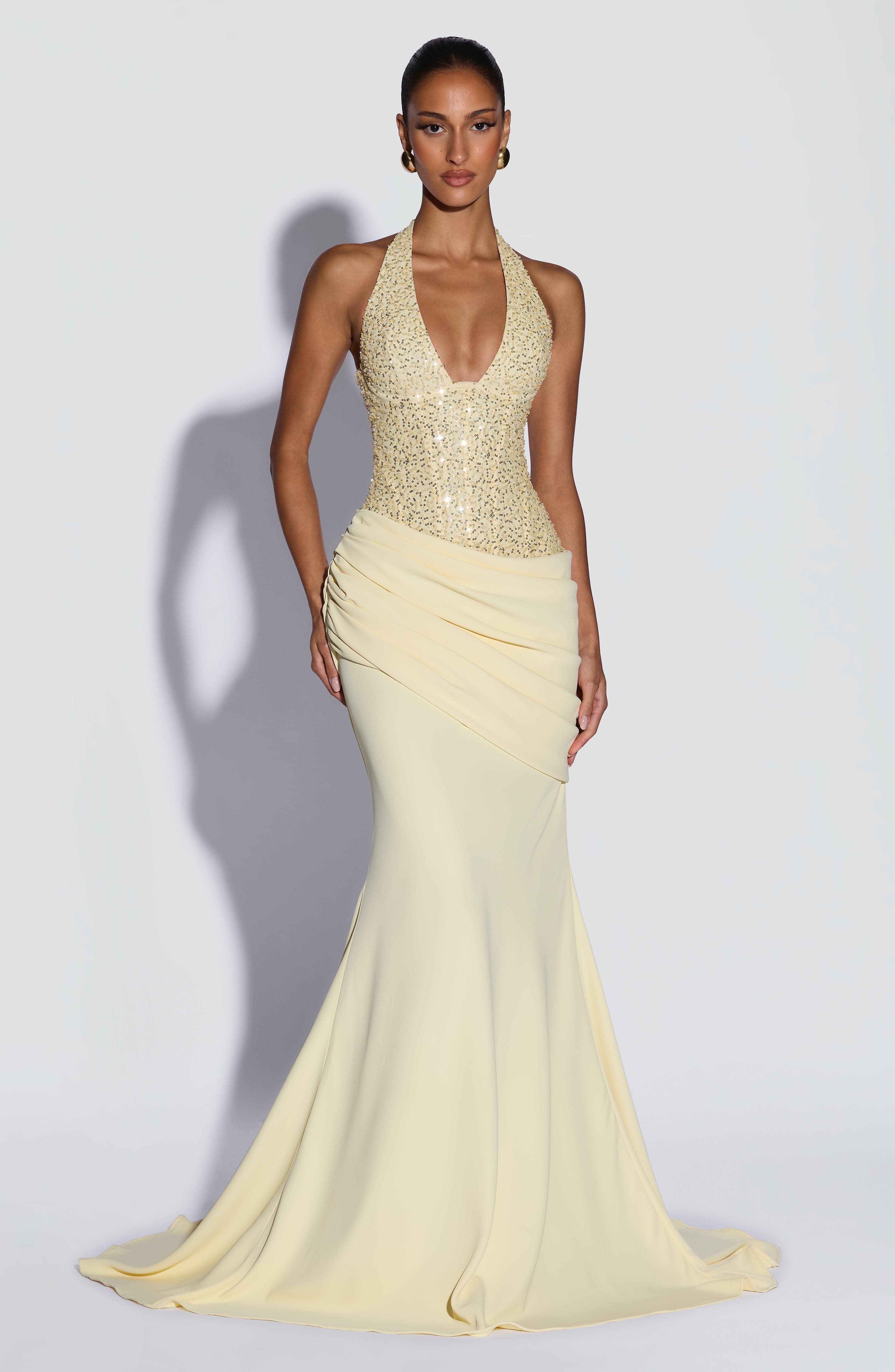 Gaun Maxi Halter V Sequin Mewa - Luxury Lifestyle ulasan dan harga